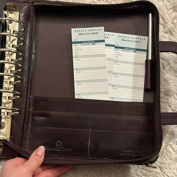 Franklin Covey Vintage Burgundy Full Grain Leather Zip Planner Binder Handle - Picture 9 of 11